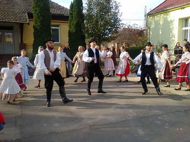 selyembojt kulturális napok 03