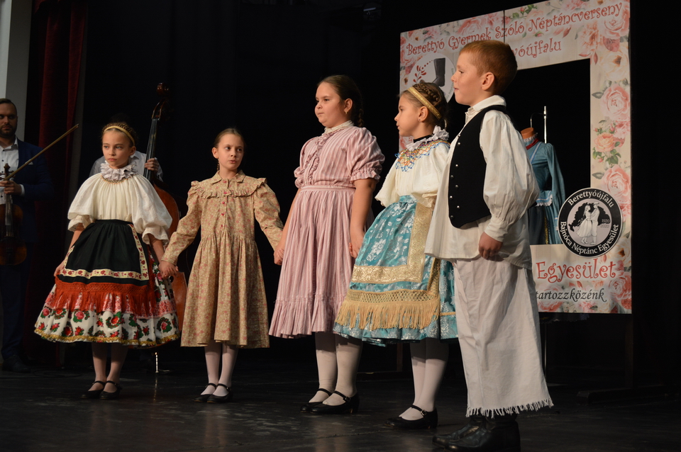 iv. berettyó gyermek szóló néptáncverseny 03