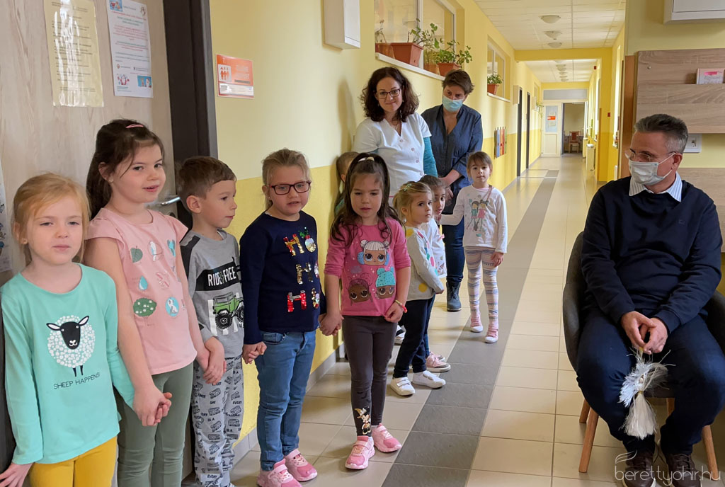 Tama angyalkák érkeztek a Vass Jenő oviba 01