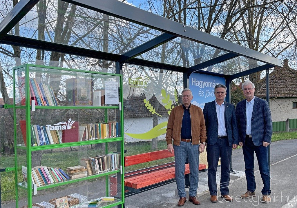 atadtak-a-tama-buszmegallokat_04