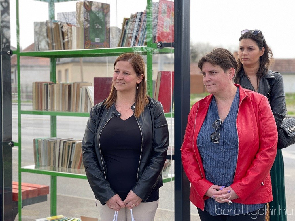 atadtak-a-tama-buszmegallokat_15