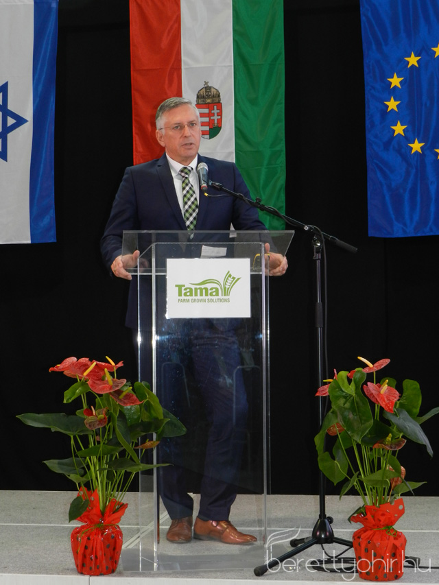 Tama raktárcsarnok átadó ünnepség 37