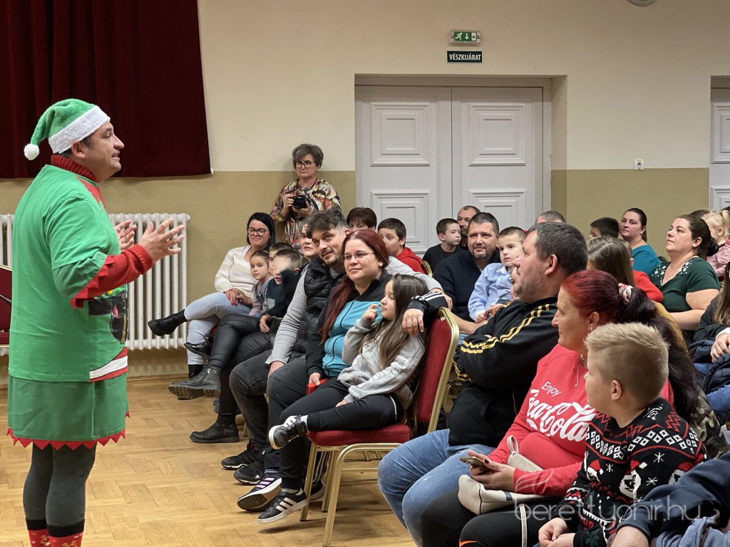 Megerkezett_a_tama_mikulas03