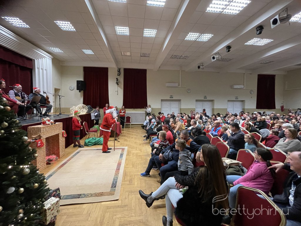 Megerkezett_a_tama_mikulas28