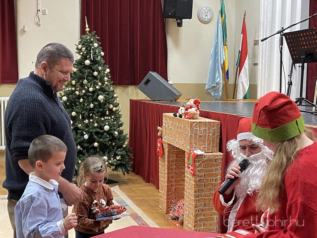 Megerkezett_a_tama_mikulas36