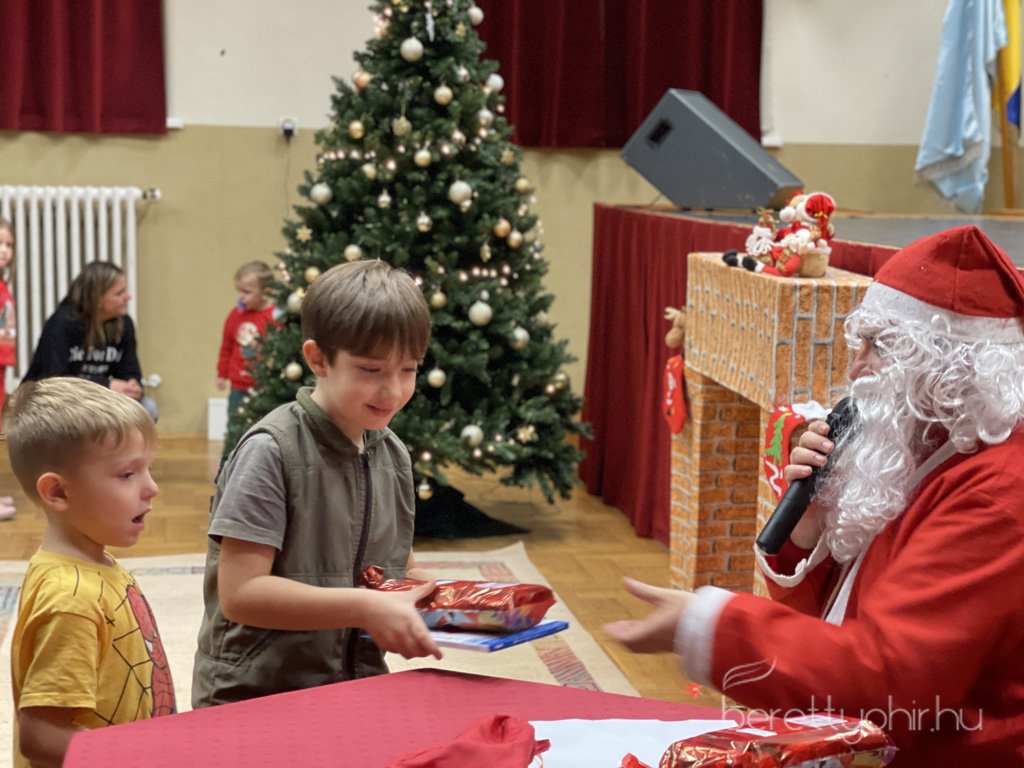 Megerkezett_a_tama_mikulas40