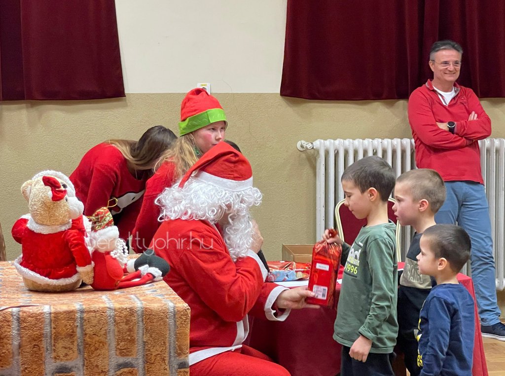 Megerkezett_a_tama_mikulas49