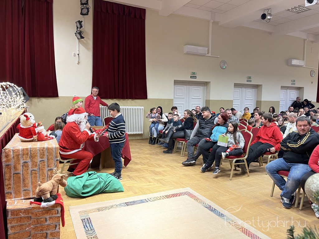 Megerkezett_a_tama_mikulas51