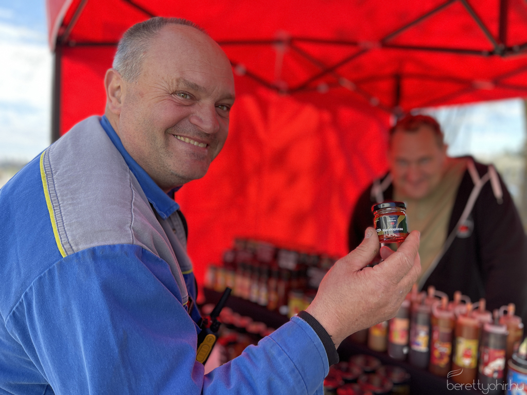 Tama termelői piac 52