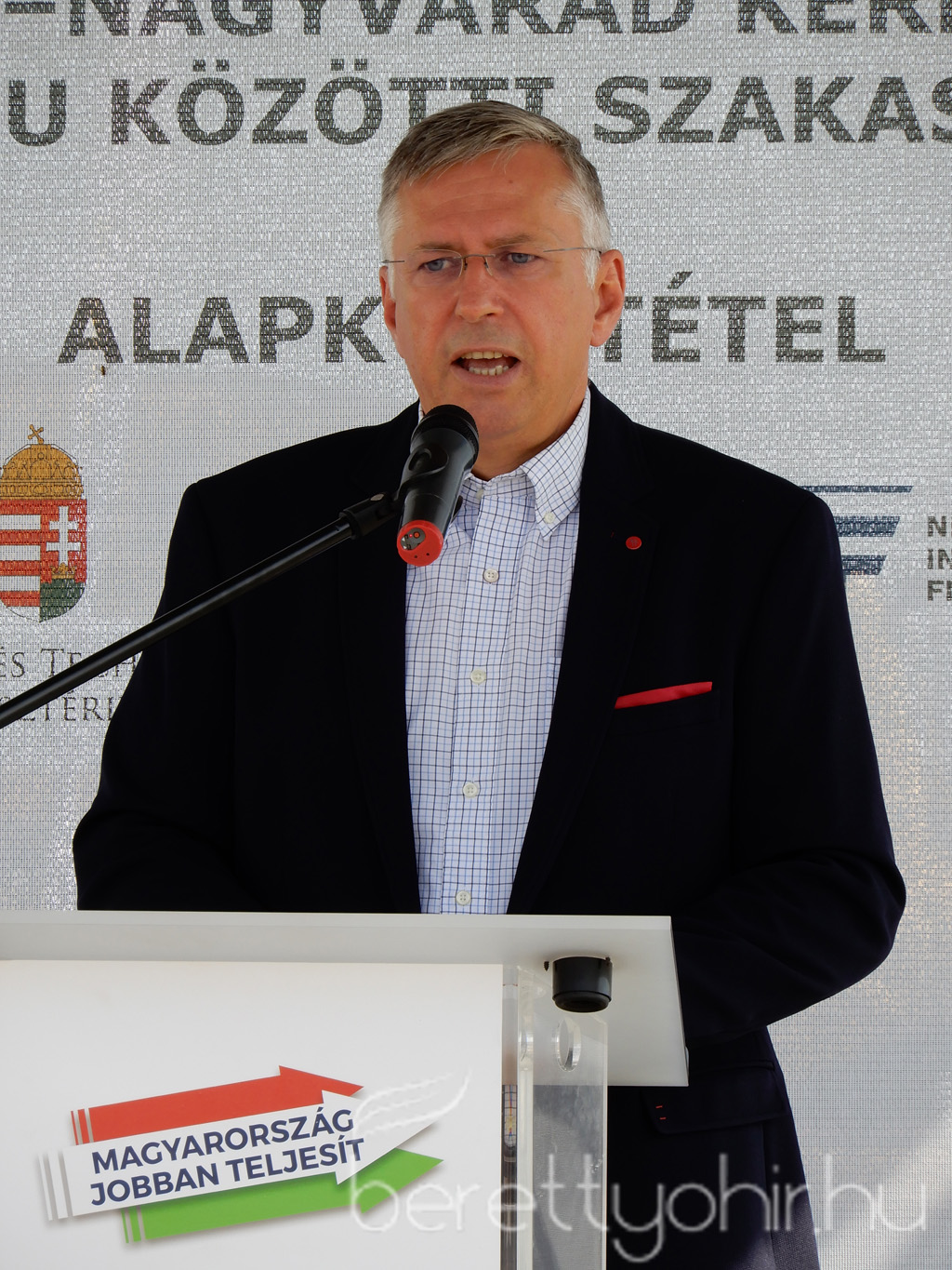 Berettyóújfalu Tépe kerékpárút alapkőletétele 10