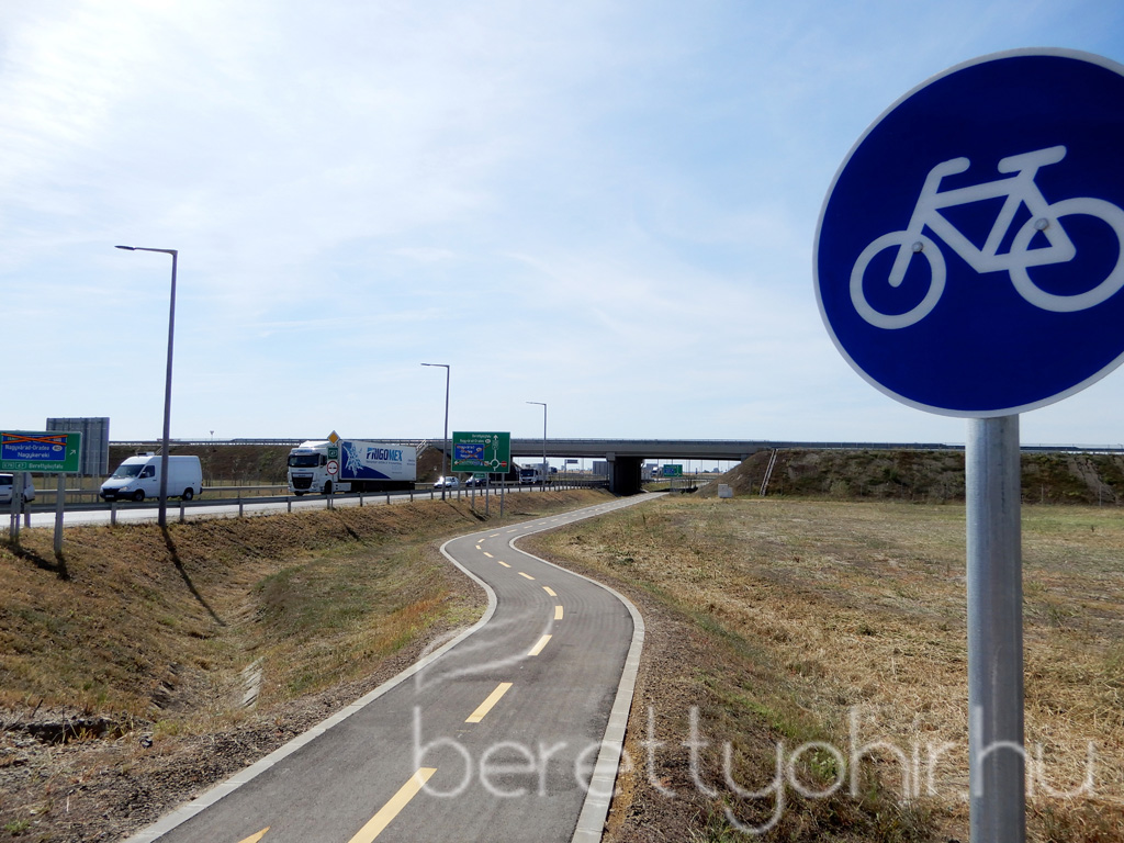 Berettyóújfalu Tépe kerékpárút alapkőletétele 23