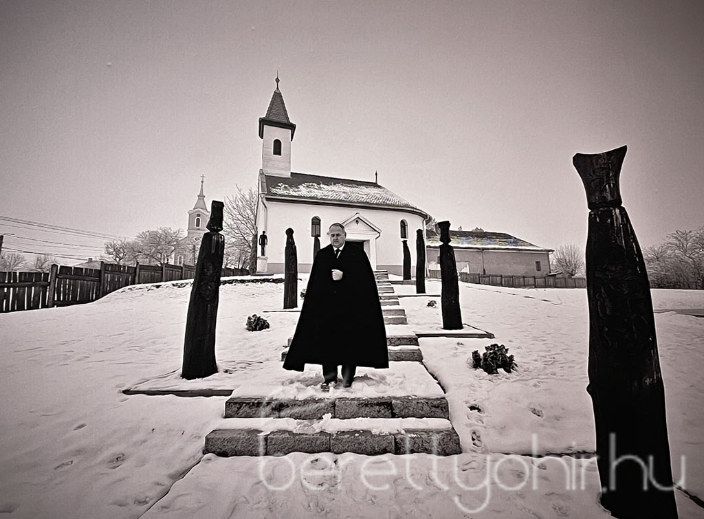 Tóth István jubileumi fotóliállítása 25