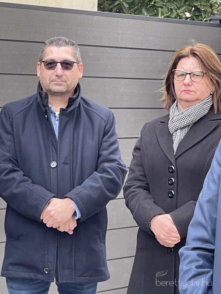 Atadtak_a_vallalkozok_hazat_24