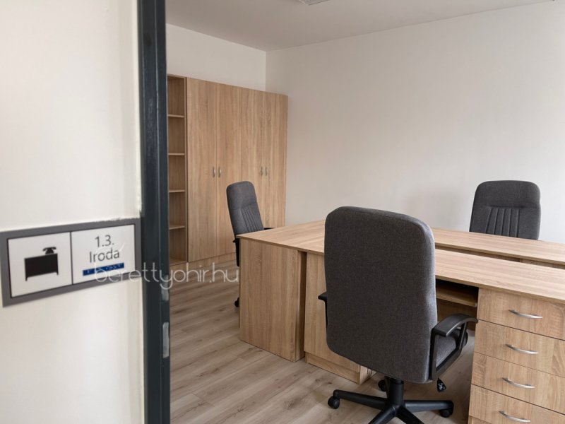 Atadtak_a_vallalkozok_hazat_51