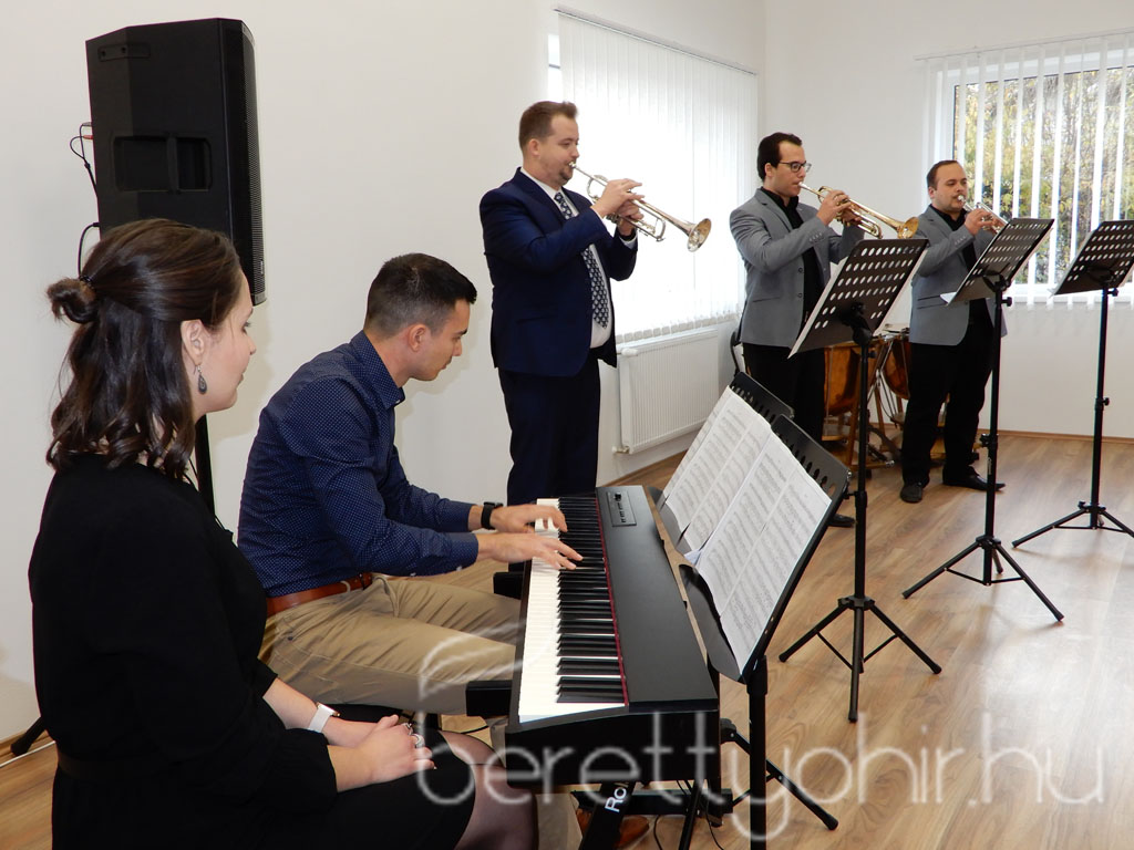 Átadták a zeneiskola új épületét 25