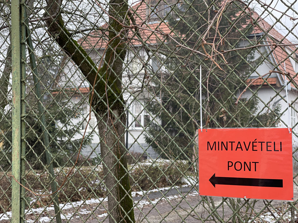 Covid mintavételi pont 03