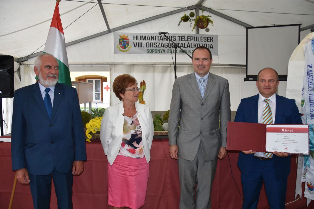 OkleváélátvételVáncsod1