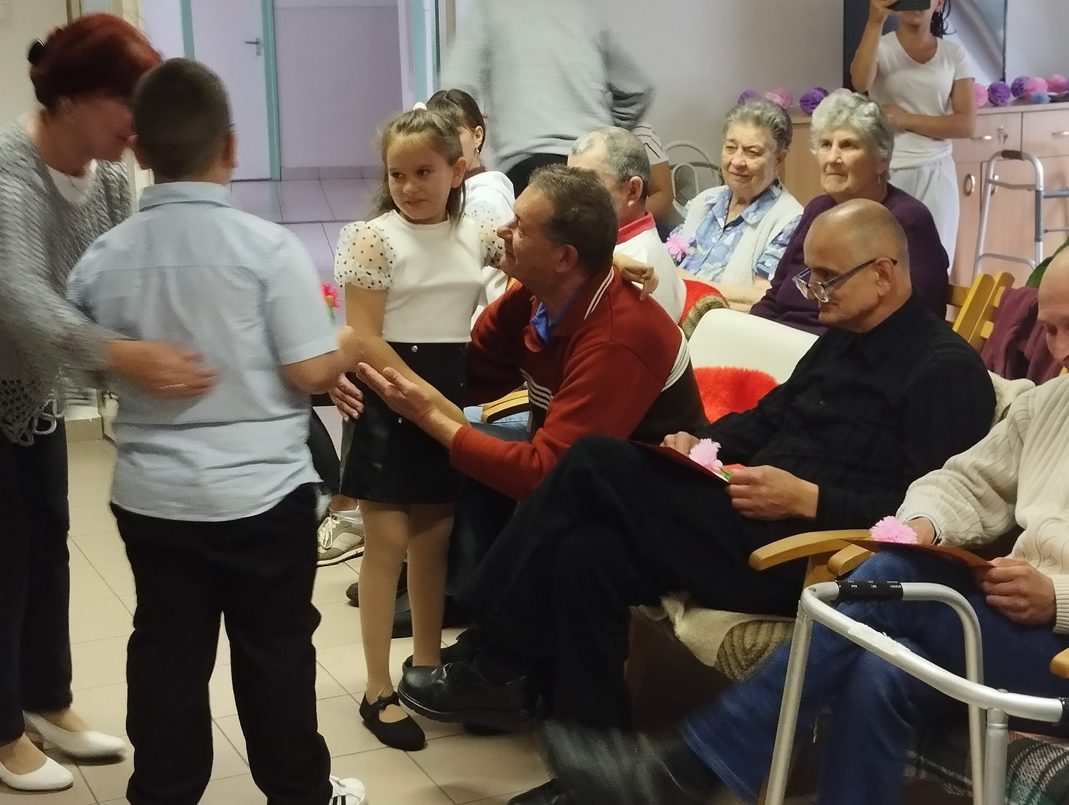 anyaknapja idosek 06