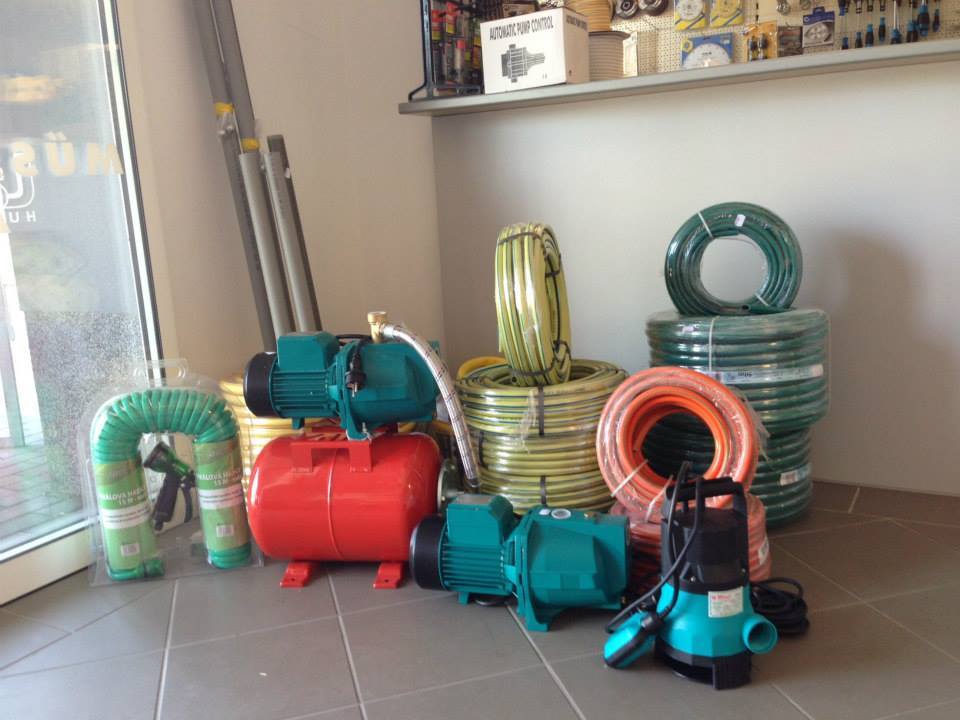 Múszaki bolt Berettyóújfalu 03